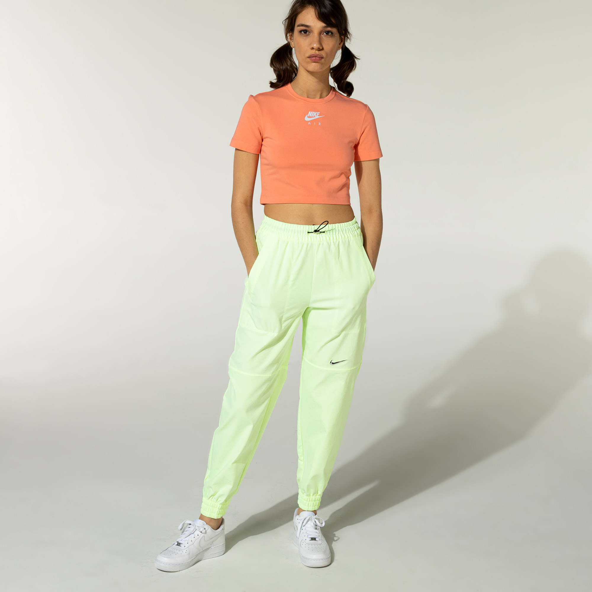 Nike Sportswear Swoosh Kadın Sarı Eşofman Altı