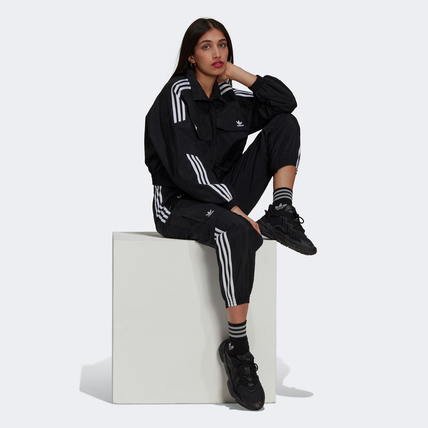 adidas Classics Disrupted Icon Kadın Siyah Eşofman Üstü