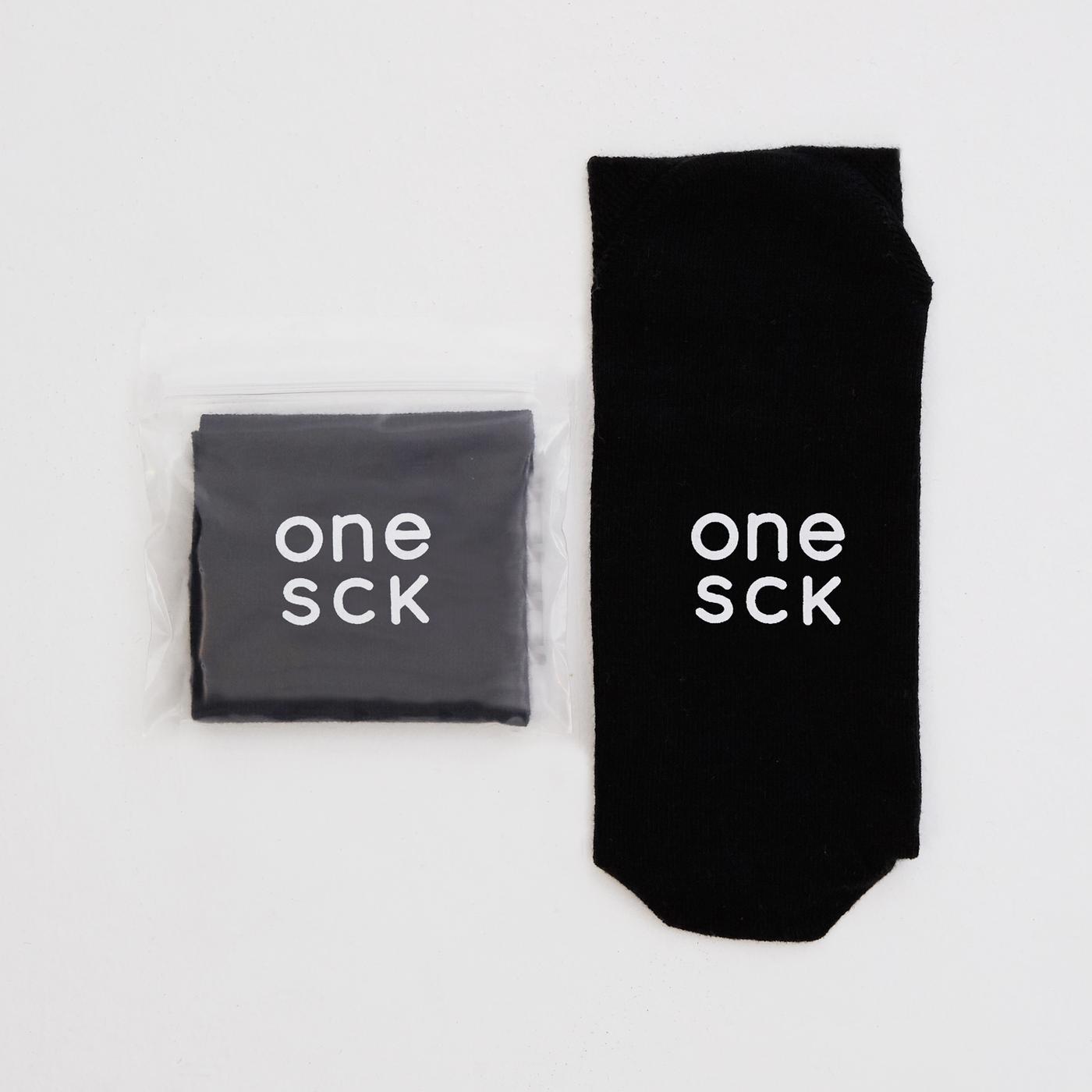ONESCK Black One Unisex Siyah Çorap