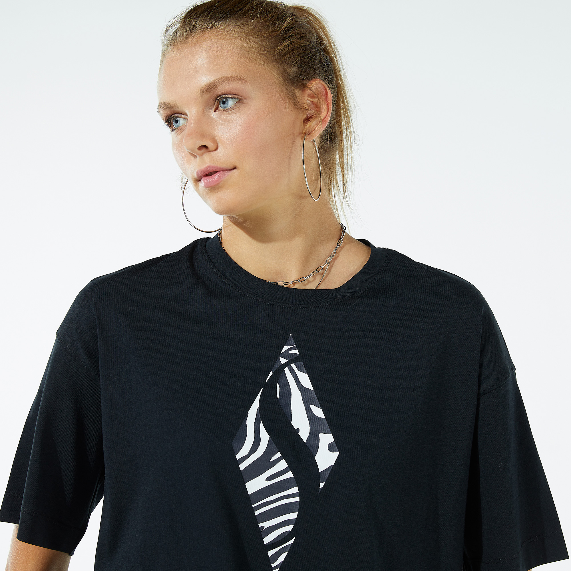 Skechers Diamond Kadın Siyah T-Shirt