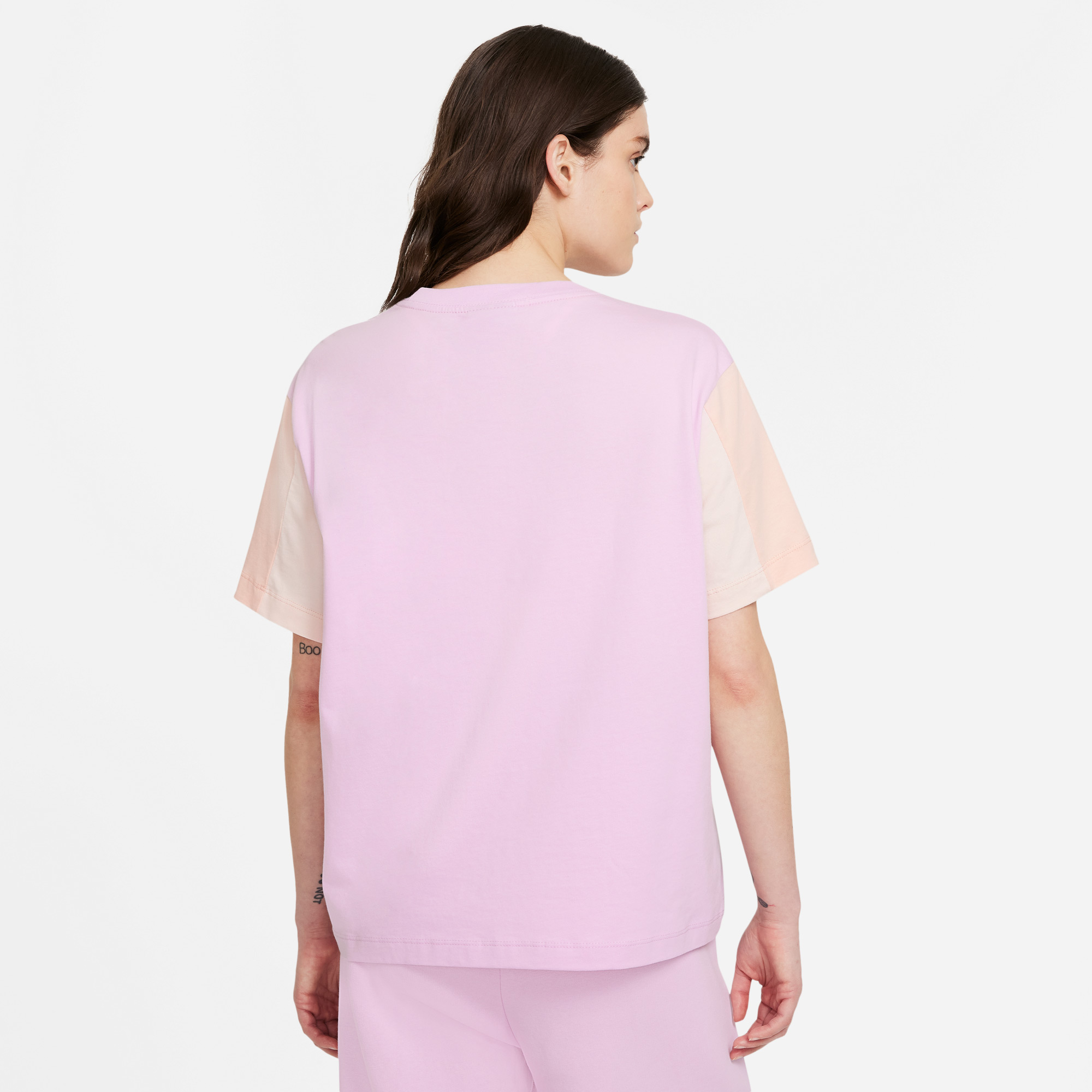 Nike Essential Kadın Pembe T-Shirt