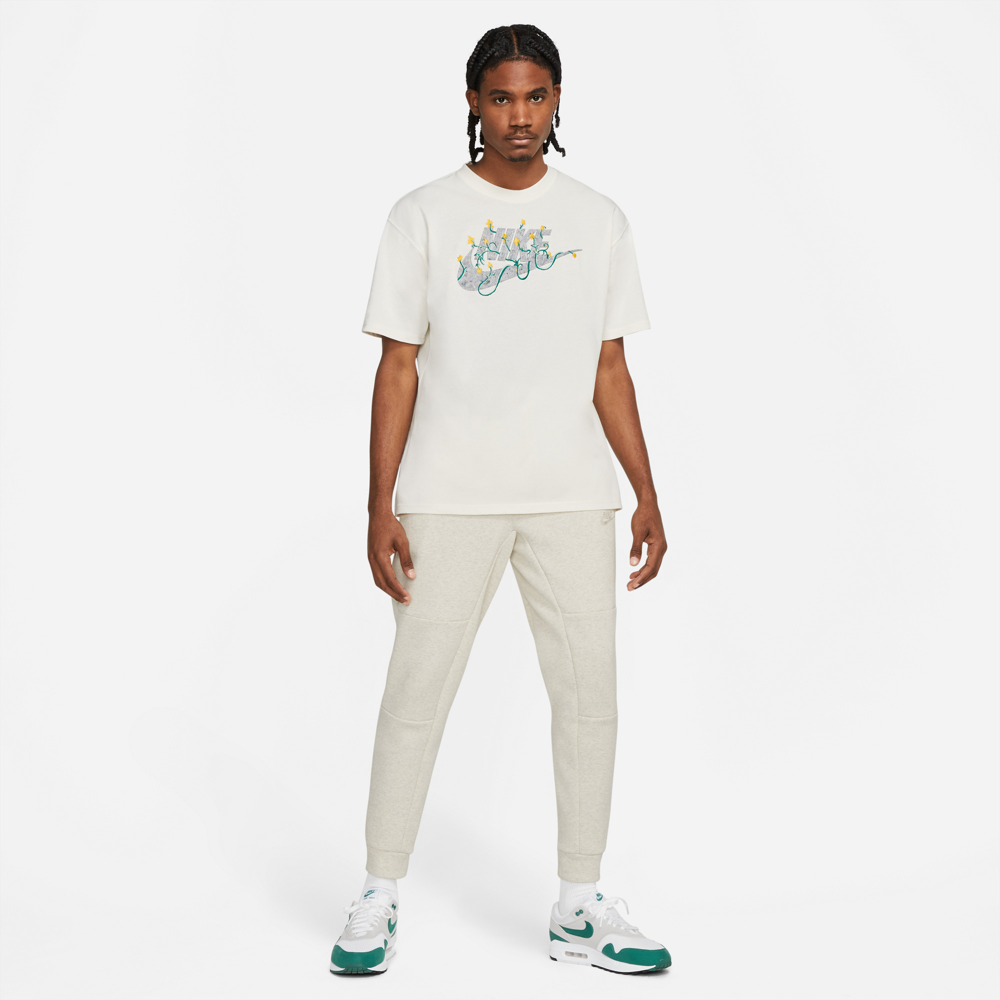 Nike Sportswear M2Z Erkek Beyaz T-Shirt