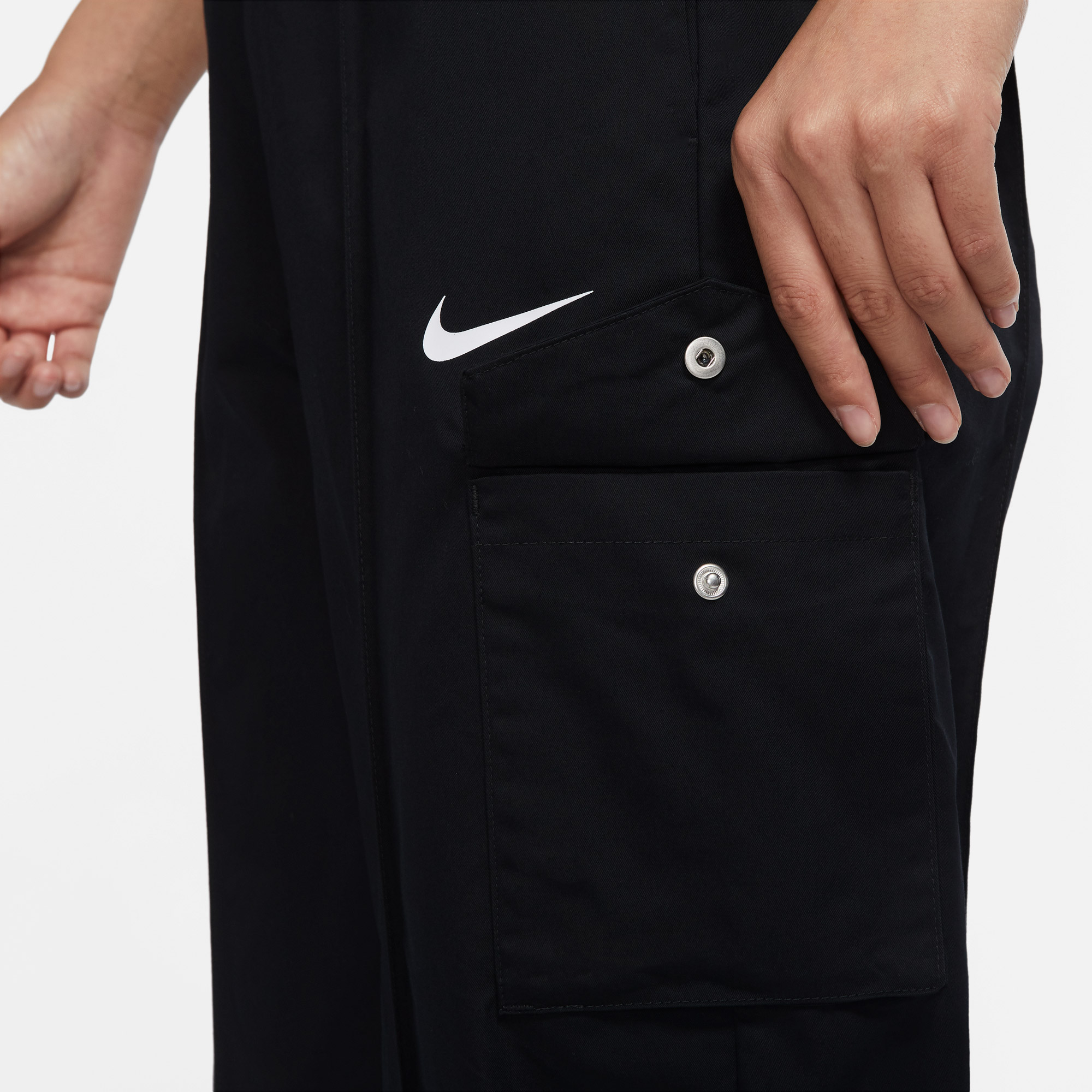Nike Sportswear Essentials Kadın Siyah Eşofman Altı