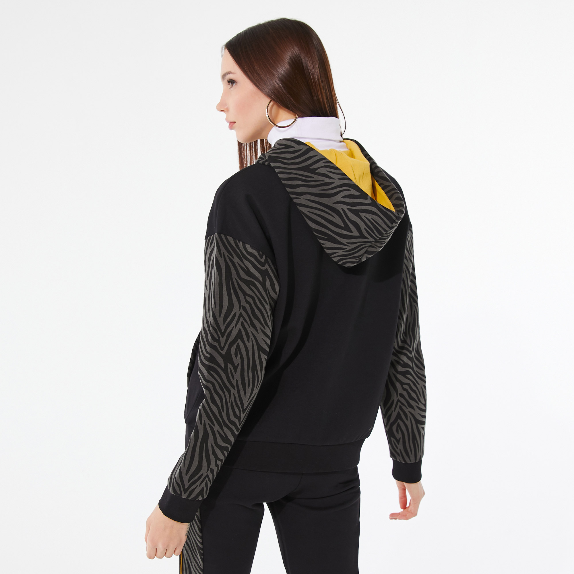 Skechers Printed Panel Full Zip Kadın Siyah Sweatshirt