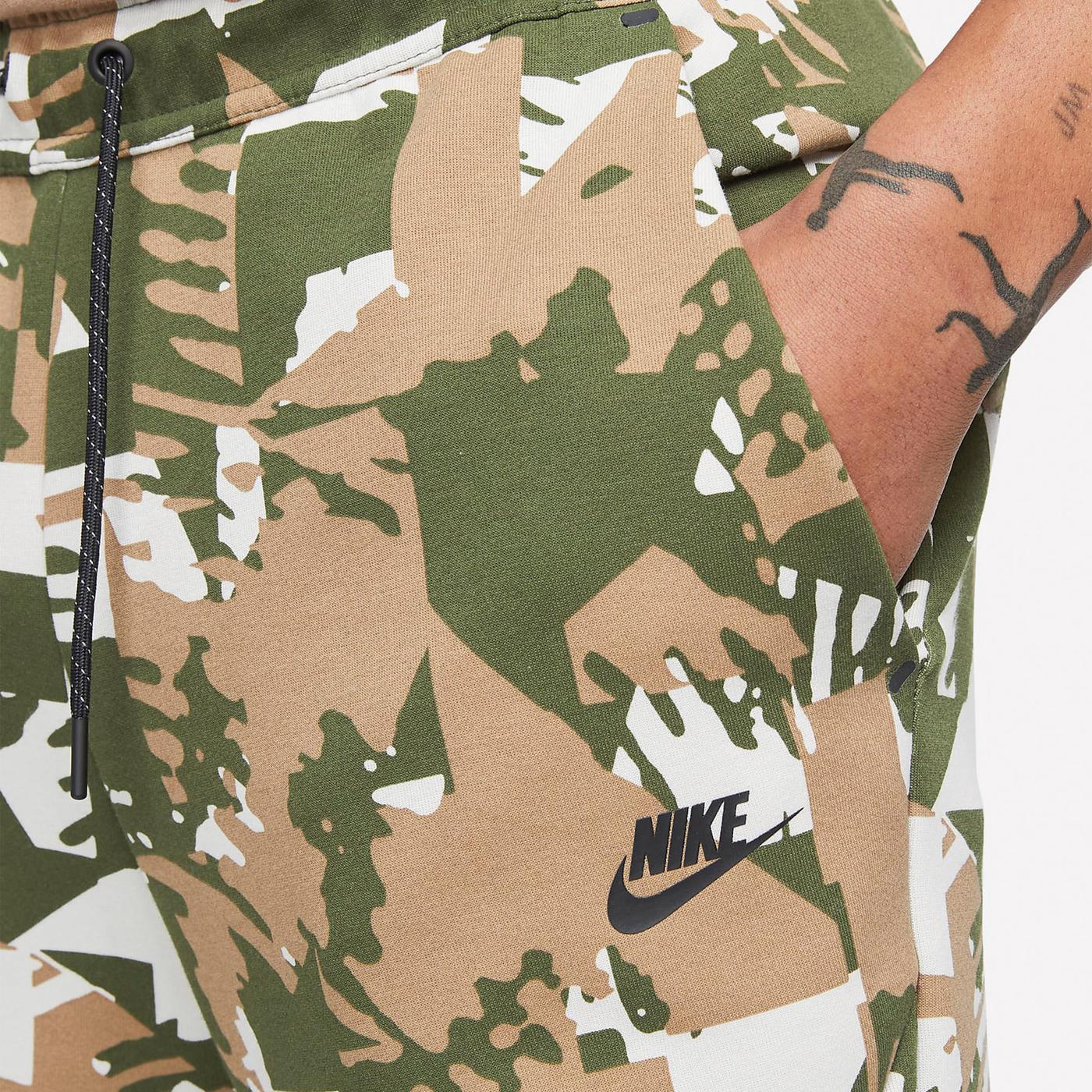 Nike Sportswear Tech Fleece Erkek Yeşil Eşofman Altı