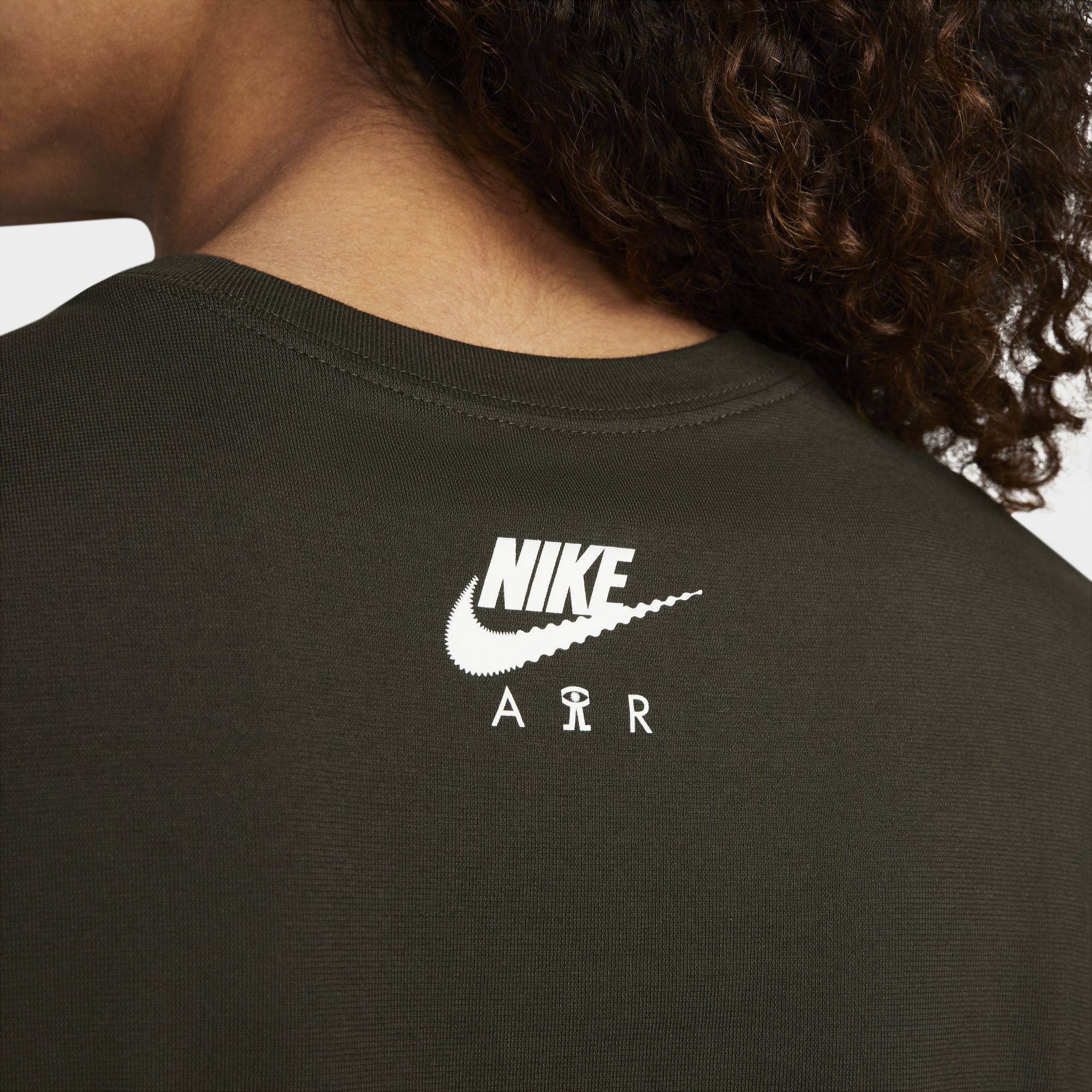 Nike Sportswear DNA Erkek Yeşil T-shirt